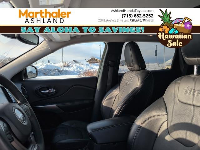 2022 Jeep Cherokee Latitude Lux 4WD