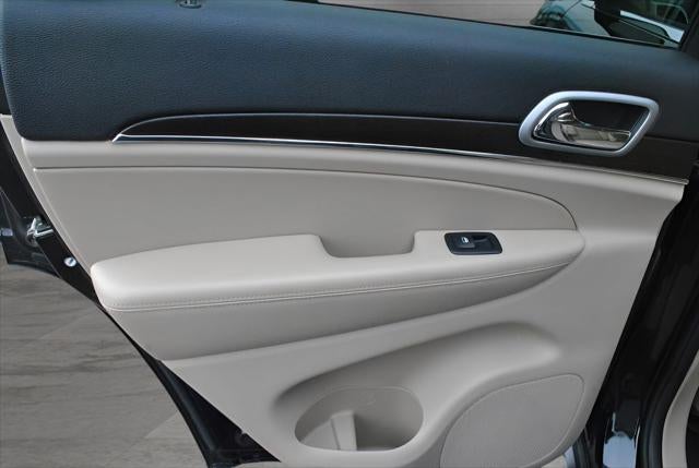 2018 Jeep Grand Cherokee Limited AWD w/3rd Row Seating