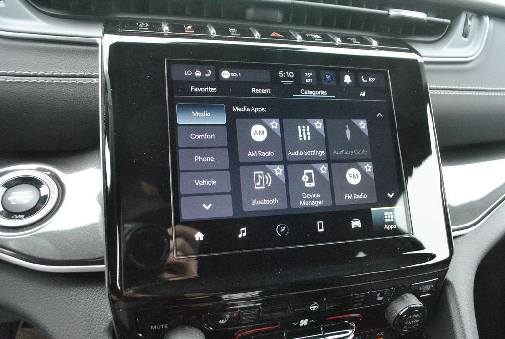 2022 Jeep Grand Cherokee Altitude AWD