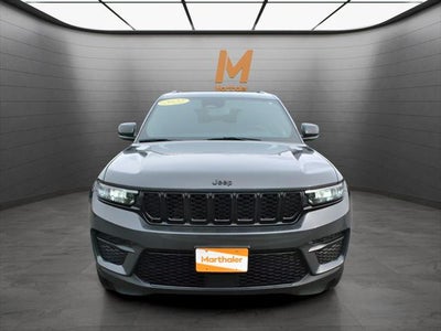 2022 Jeep Grand Cherokee Altitude AWD