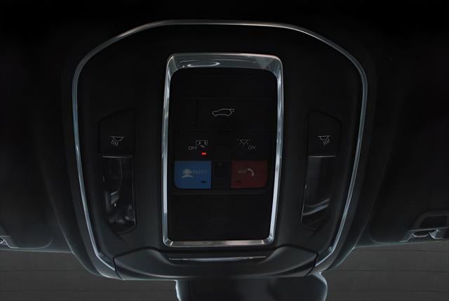 2022 Jeep Grand Cherokee Altitude AWD