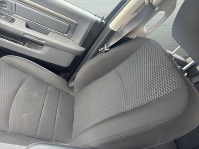2019 RAM 1500 Warlock Quad Cab 4x4 HEMI 5.7L V8