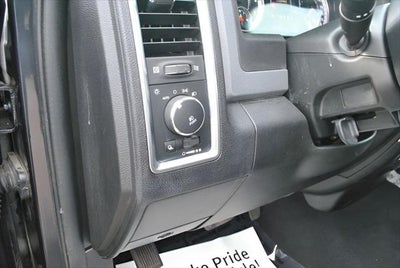 2019 RAM 1500 Warlock Quad Cab 4x4 HEMI 5.7L V8