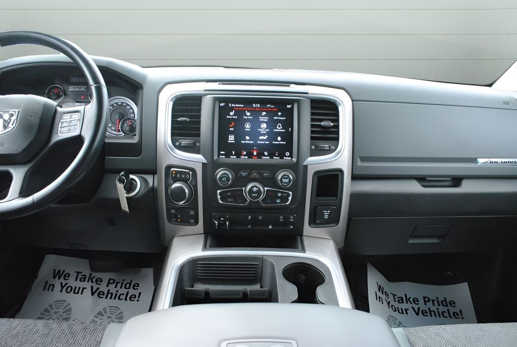 2019 RAM 1500 Big Horn Crew Cab 4x4 5.7L V8