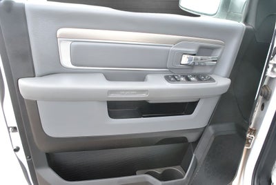 2019 RAM 1500 Big Horn Crew Cab 4x4 5.7L V8