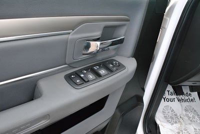 2019 RAM 1500 Big Horn Crew Cab 4x4 5.7L V8