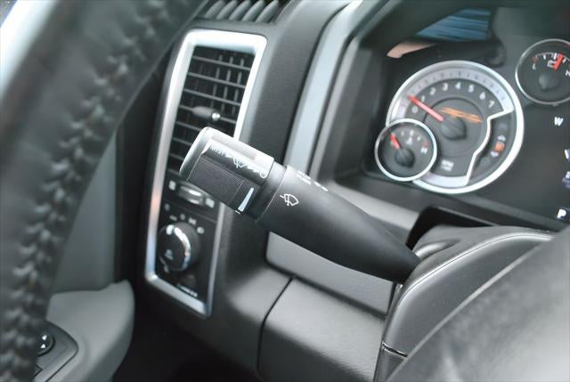 2019 RAM 1500 Big Horn Crew Cab 4x4 5.7L V8