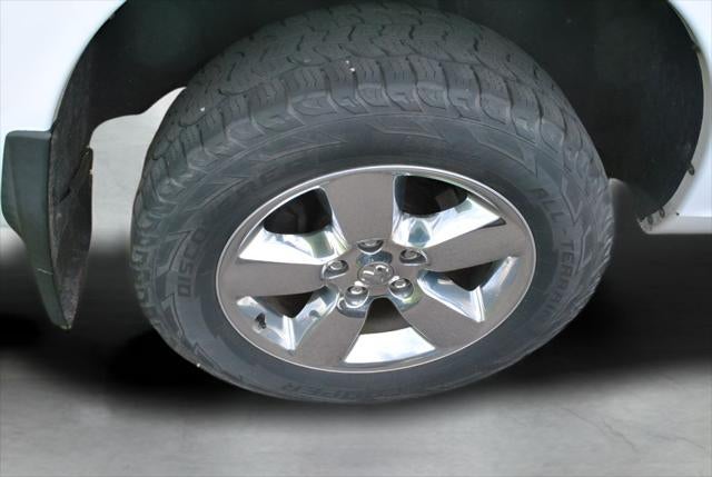 2019 RAM 1500 Big Horn Crew Cab 4x4 5.7L V8