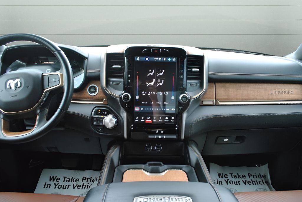2023 RAM 1500 Limited Longhorn Crew Cab 4x4 5.7L HEMI