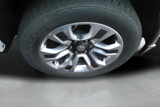 2023 RAM 1500 Limited Longhorn Crew Cab 4x4 5.7L HEMI