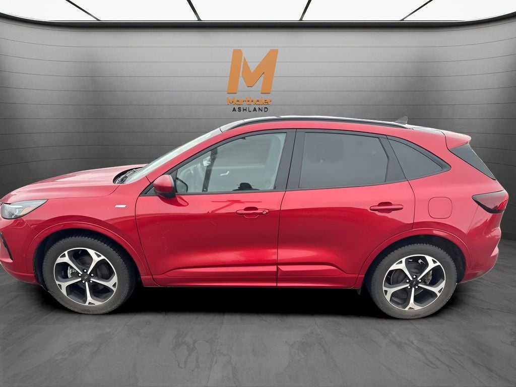 2023 Ford Escape ST-Line Elite