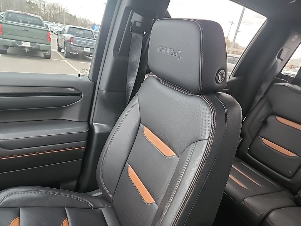 2023 GMC Sierra 1500 AT4 Crew Cab 4x4