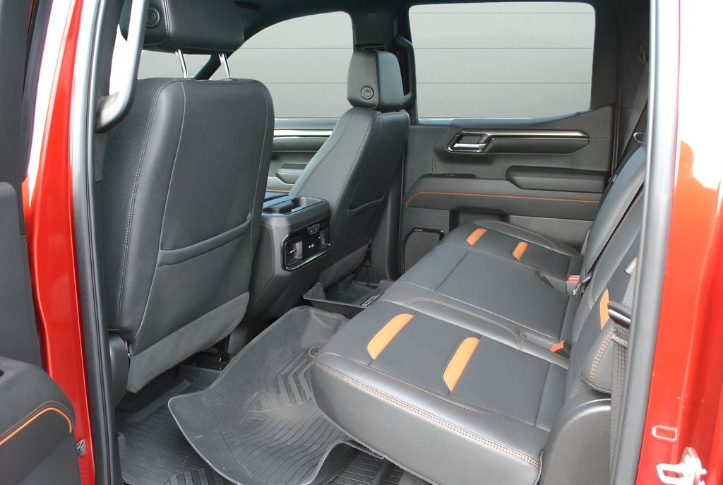2023 GMC Sierra AT4 Crew Cab 4x4