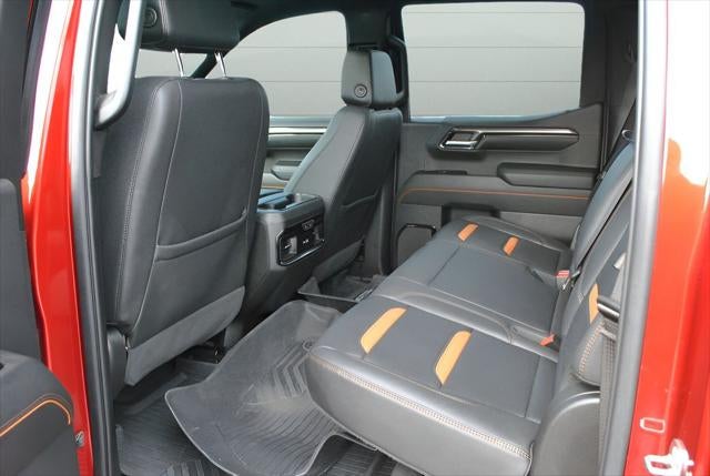 2023 GMC Sierra AT4 Crew Cab 4x4