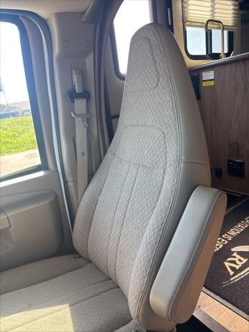 2017 Chevrolet Express Cutaway Jayco Redhawk SE Class C Motor Home