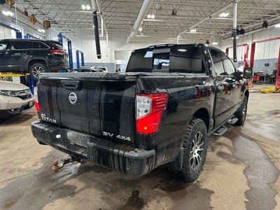 2021 Nissan Titan SV Crew Cab 4x4 5.6L V8