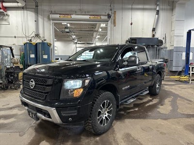 2021 Nissan Titan SV Crew Cab 4x4 5.6L V8