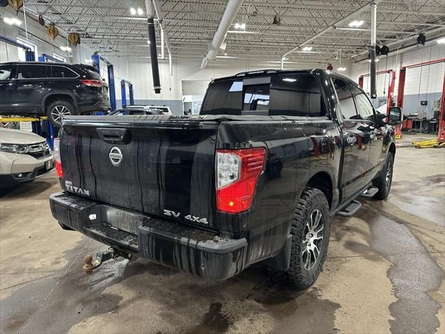 2021 Nissan Titan SV Crew Cab 4x4 5.6L V8