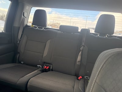 2024 Chevrolet Silverado HD Custom Crew Cab 4x4 6.6L V8