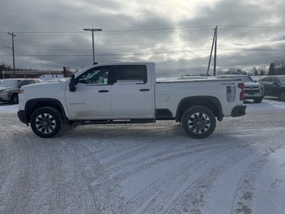 2024 Chevrolet Silverado HD Custom Crew Cab 4x4 6.6L V8