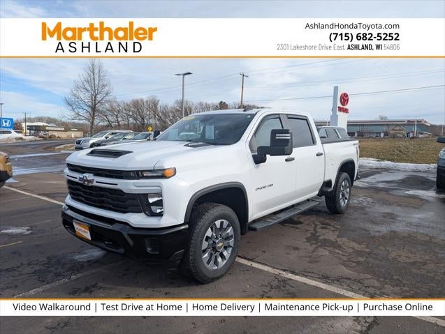 2024 Chevrolet Silverado HD Custom Crew Cab 4x4 6.6L V8