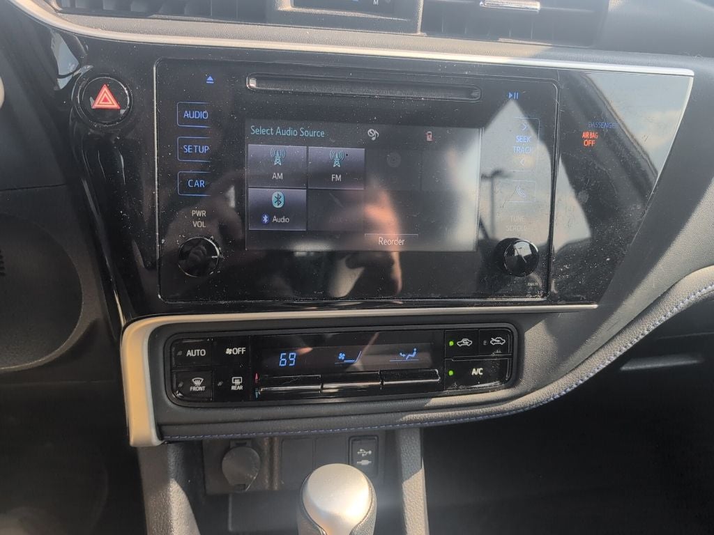2019 Toyota Corolla SE FWD