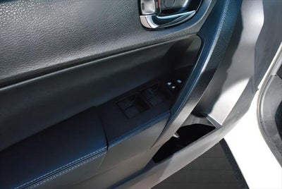 2019 Toyota Corolla SE FWD