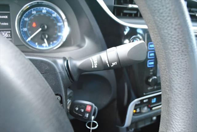 2017 Toyota COROLLA LE Premium FWD