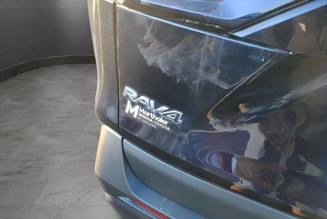 2024 Toyota RAV4 XLE AWD