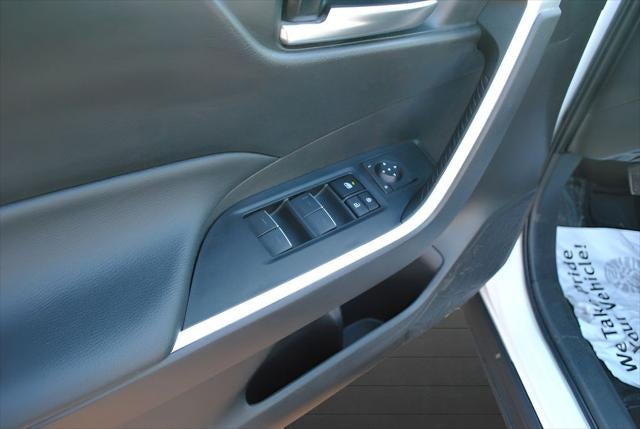 2024 Toyota RAV4 XLE AWD