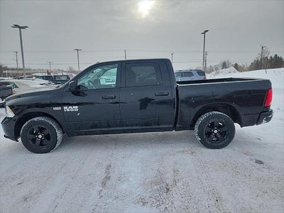 2016 RAM 1500 Express Crew Cab 4x4 5.7L V8
