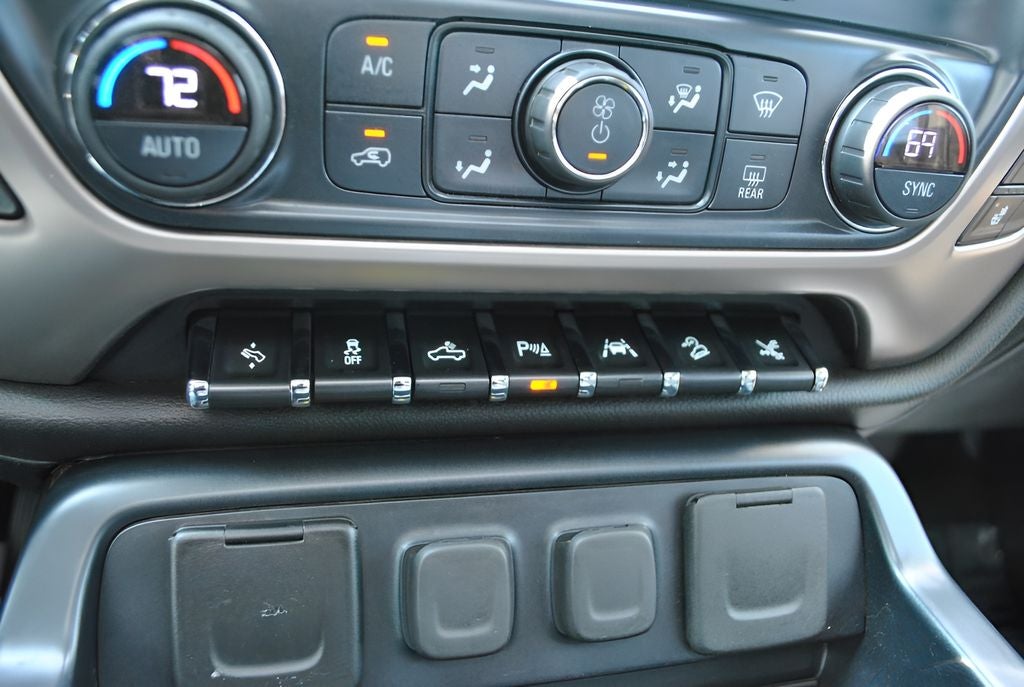 2018 GMC Sierra Denali Crew Cab 4WD