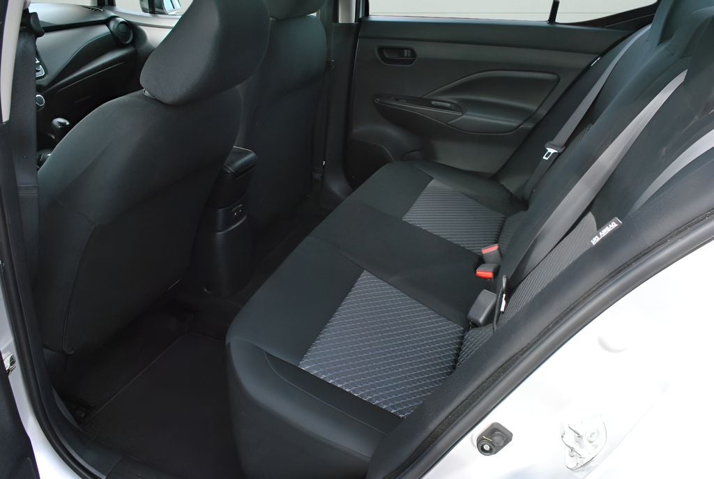 2023 Nissan Versa 1.6 S
