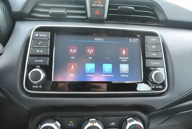2023 Nissan Versa 1.6 S