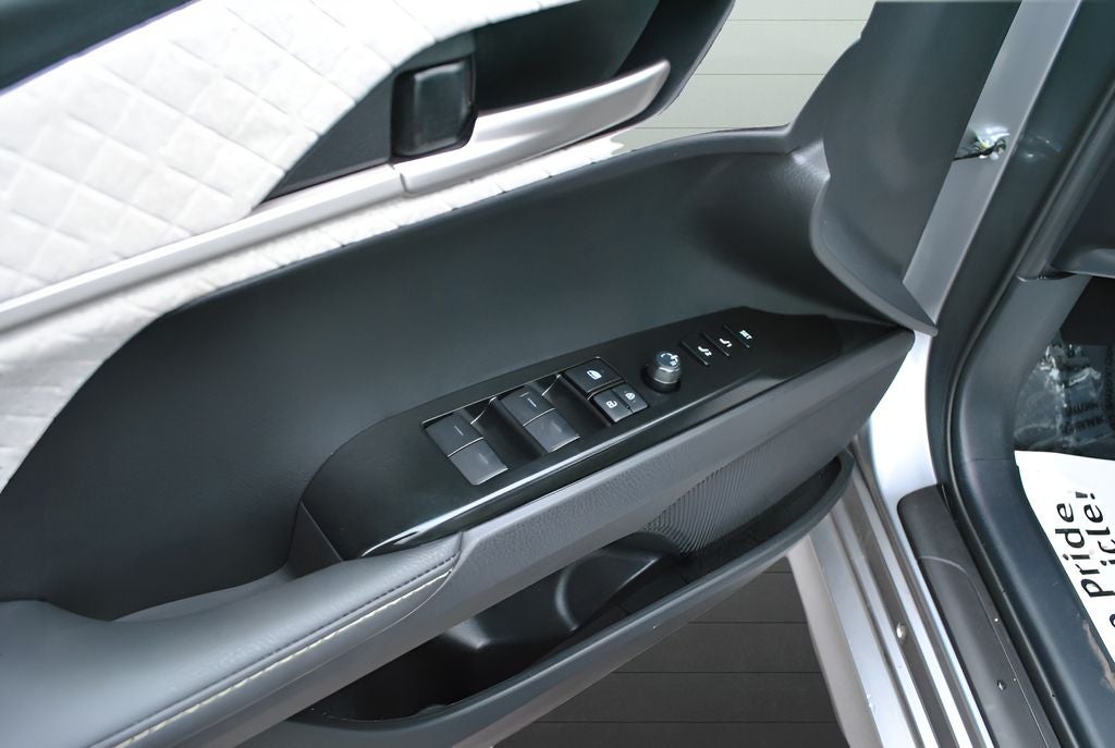 2025 Toyota CAMRY XLE Premium Plus AWD