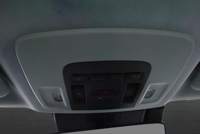 2025 Toyota CAMRY XLE Premium Plus AWD