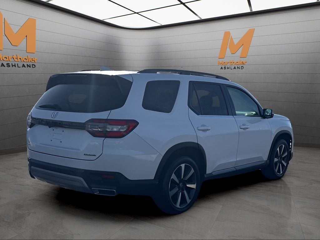 2024 Honda Pilot Touring AWD
