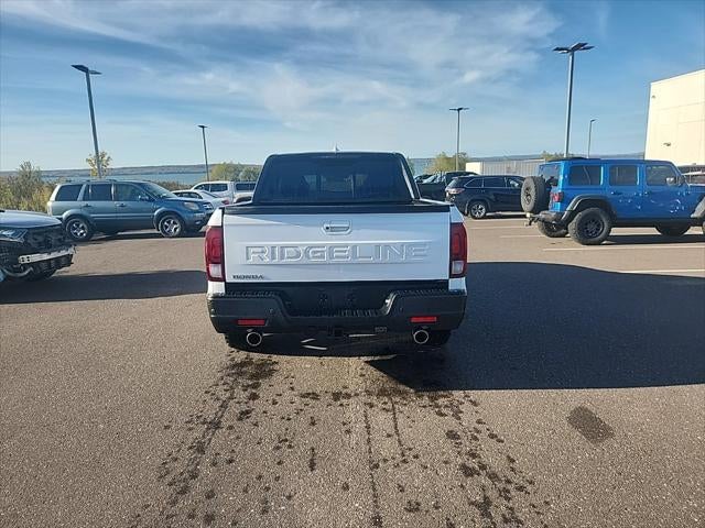 2025 Honda Ridgeline Black Edition Crew Cab AWD 3.5L V6