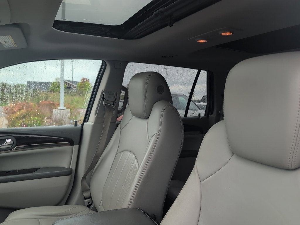 2017 Buick Enclave Leather Group AWD W/3rd Row Seating