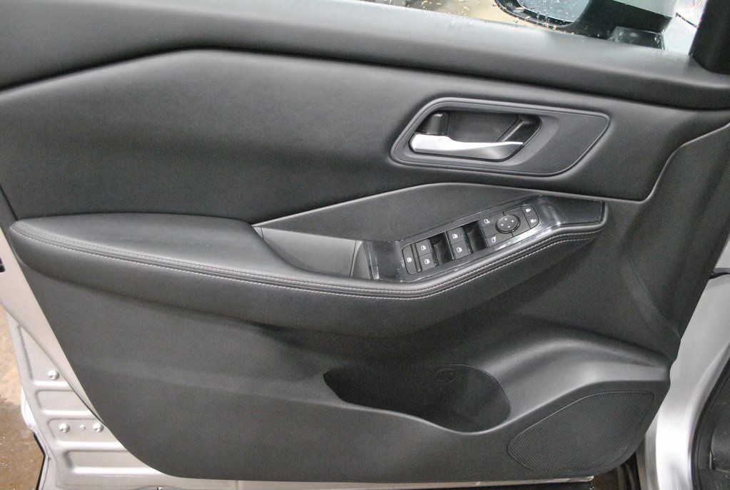 2024 Nissan Rogue SV FWD