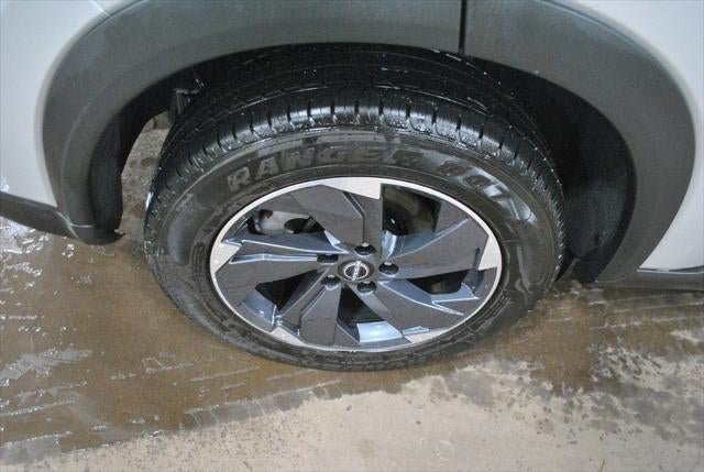 2024 Nissan Rogue SV FWD