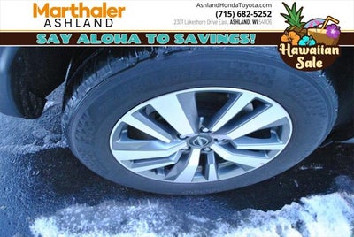 2025 Nissan Pathfinder SL 4WD