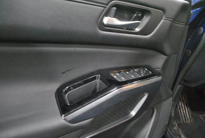 2025 Nissan Pathfinder SL AWD