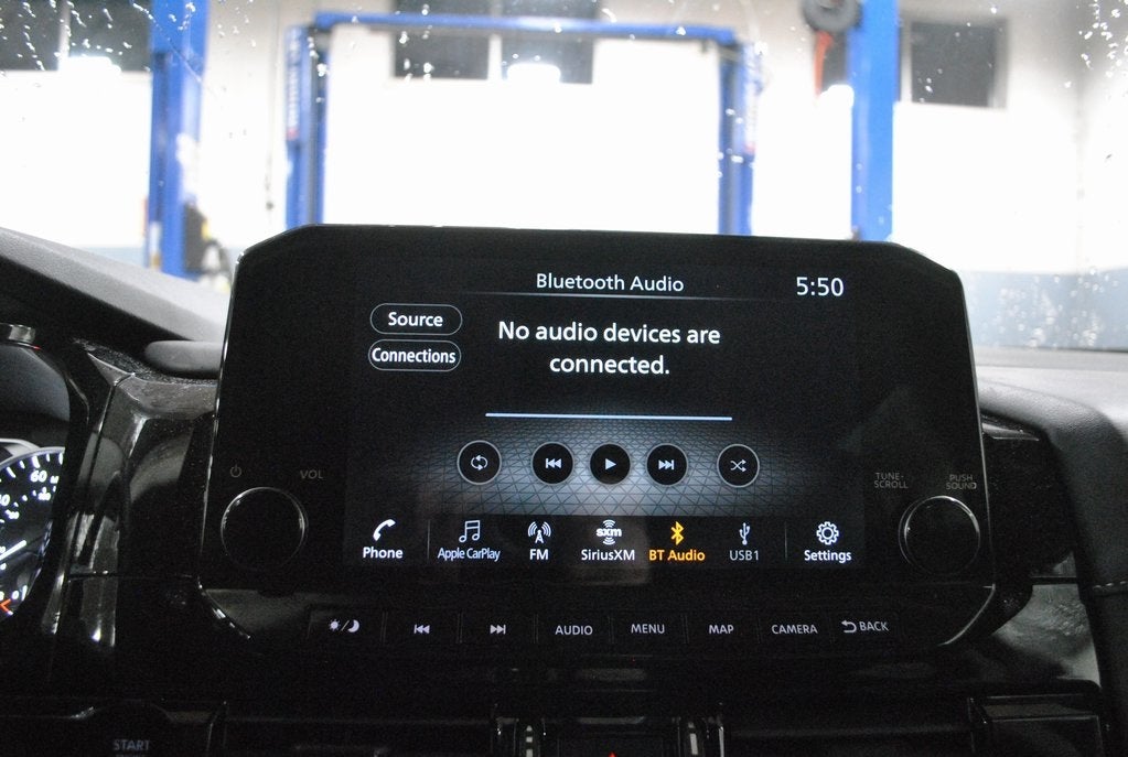 2025 Nissan Pathfinder SL AWD