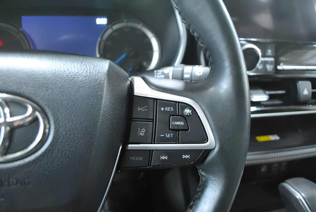 2023 Toyota HIGHLANDER HYBRD Bronze Edition AWD