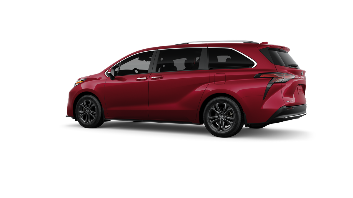 2026 Toyota Sienna Platinum 7 Passenger