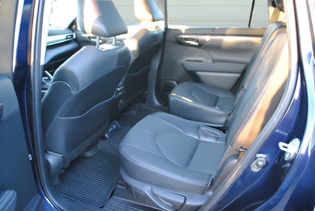 2022 Toyota Highlander Platinum AWD