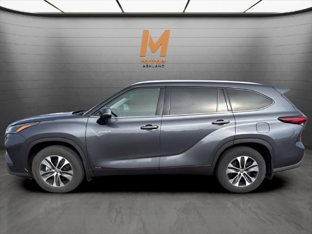 2021 Toyota Highlander Hybrid XLE