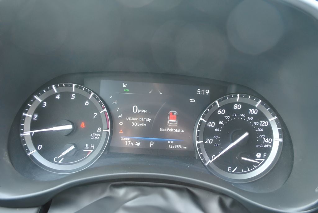 2021 Toyota HIGHLANDER XLE AWD 8 Passenger