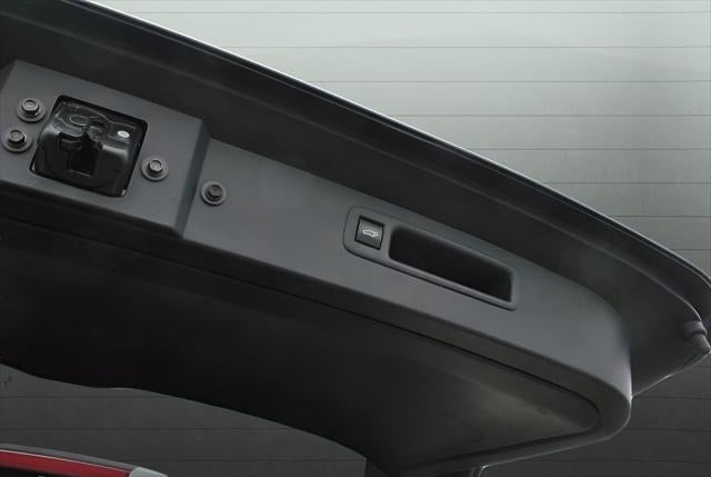2021 Toyota HIGHLANDER XLE AWD 8 Passenger